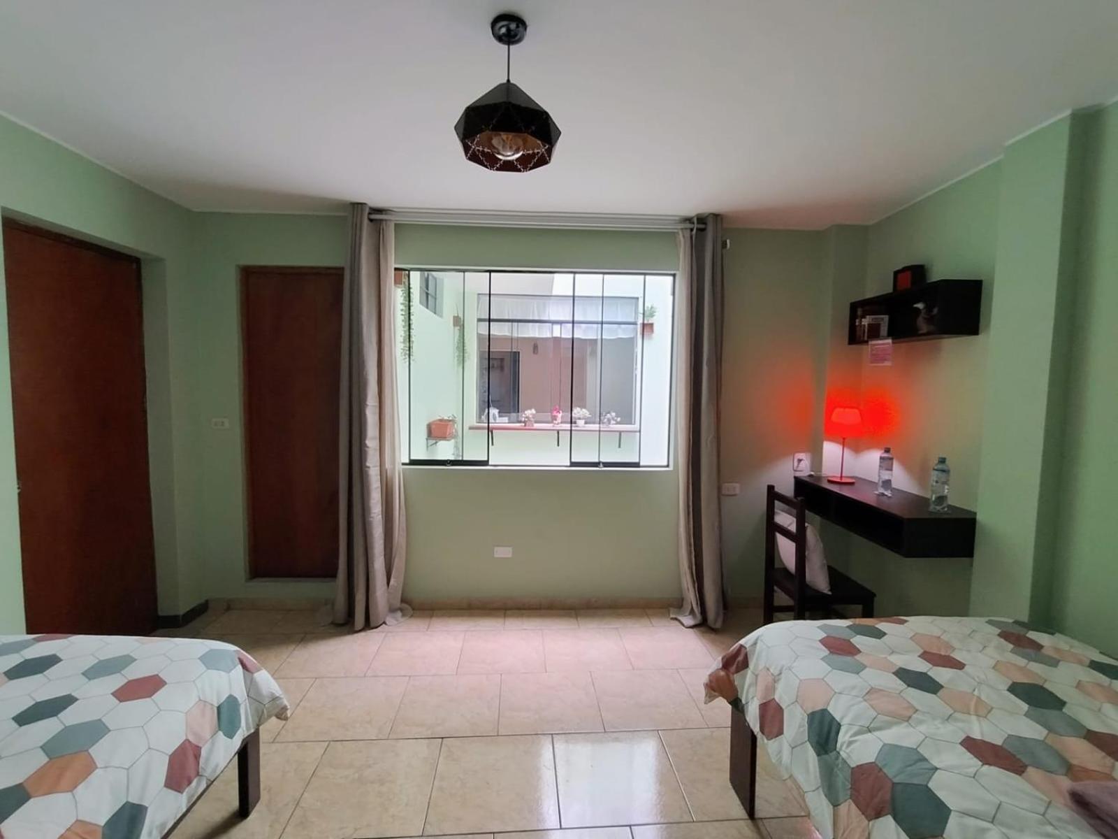 Hb Leos Eirl Hotel Лима Екстериор снимка