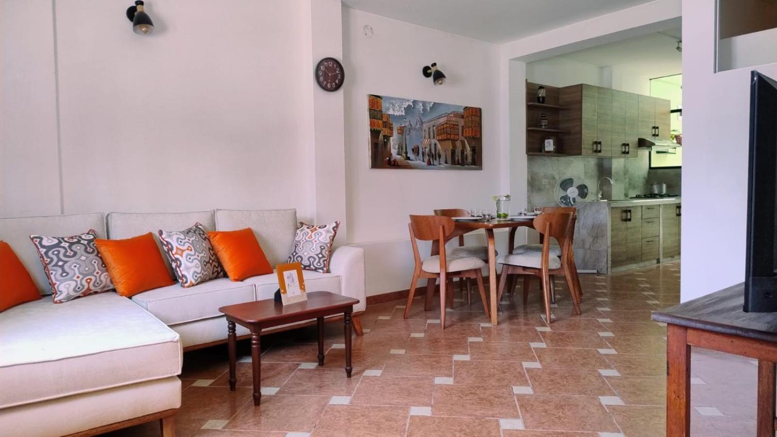 Hb Leos Eirl Hotel Лима Екстериор снимка