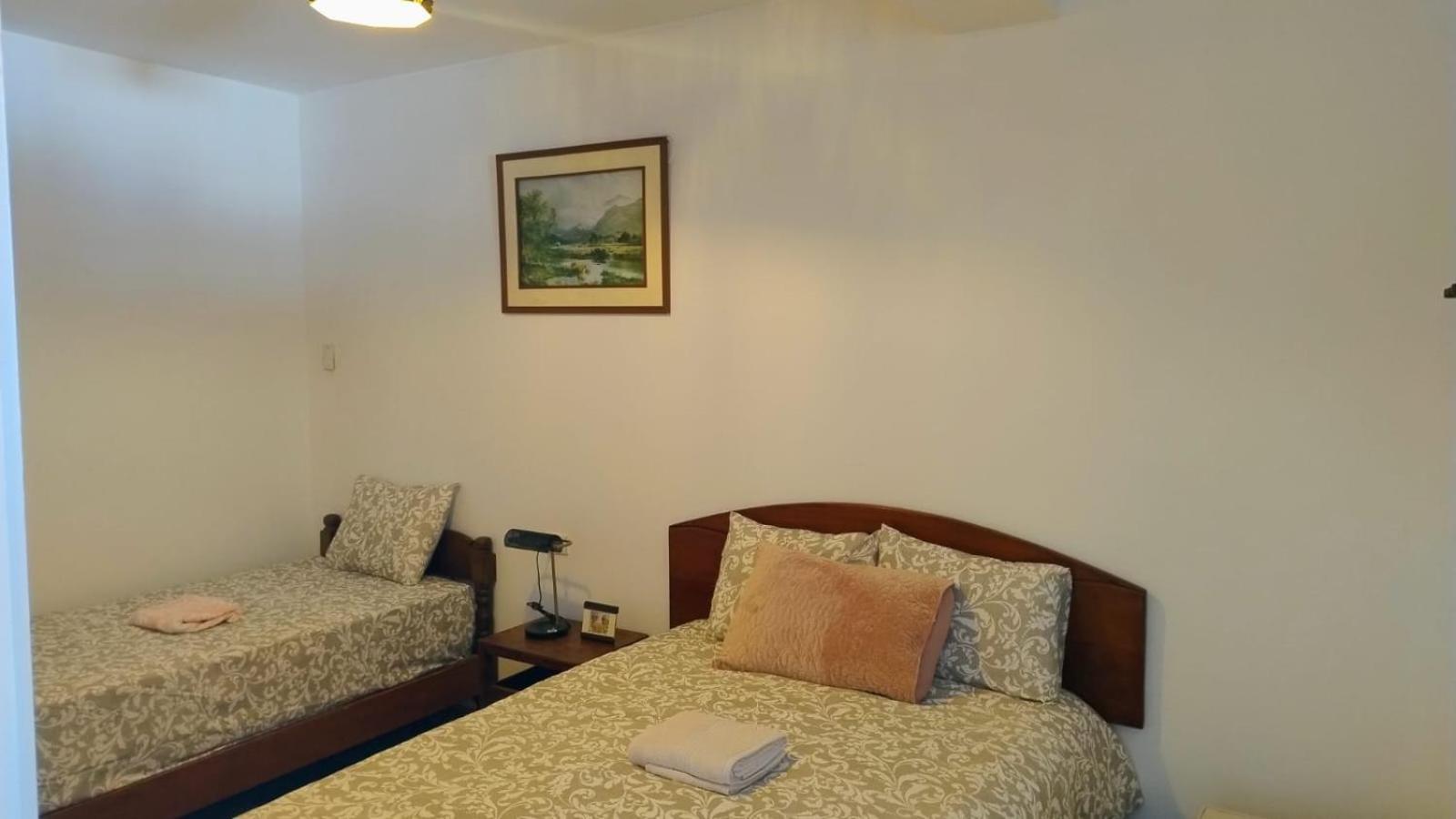 Hb Leos Eirl Hotel Лима Екстериор снимка